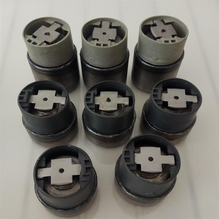 五金沖壓件生產廠家設計沖壓件結構時要做到哪幾點