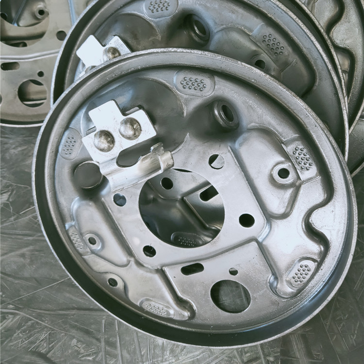 沖壓件生產廠家怎樣防止拉深件出現皺紋