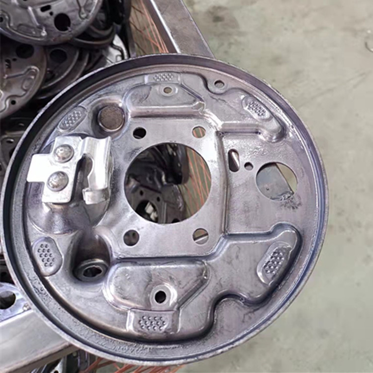 解決五金沖壓件加工過程常出現(xiàn)的質(zhì)量問題有辦法